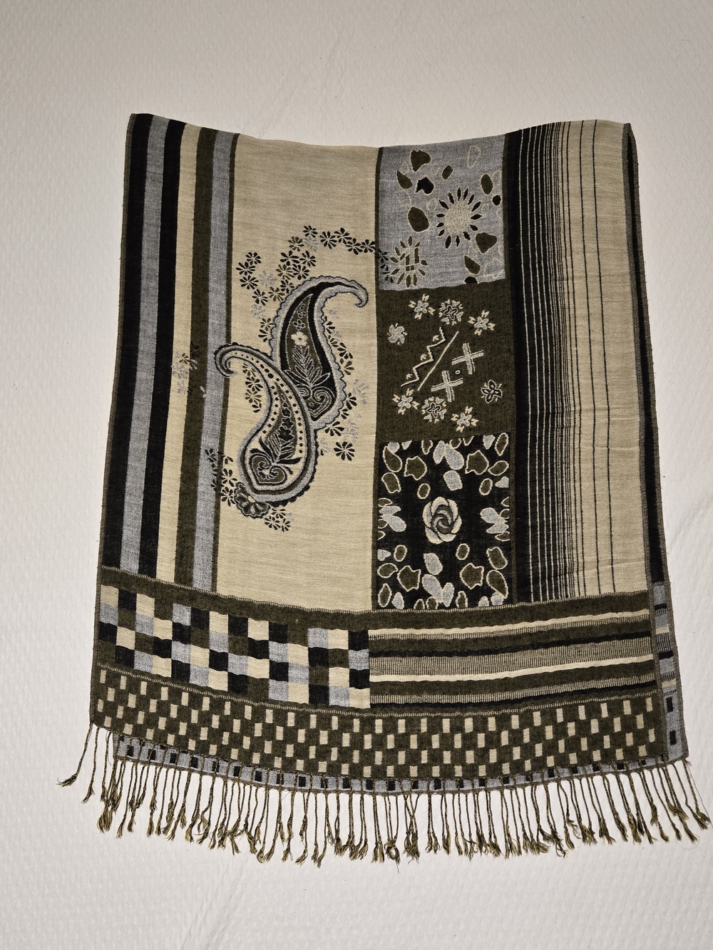 Nwot Patterned Paisley & Patchwork Scarf in Olive, Cream, Black